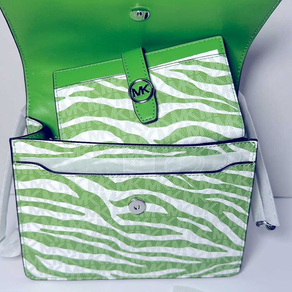 Michael Kors Greenwich Small Green Zebra Animal Print Crossbody Bag & Wallet Set - Picture 6 of 16